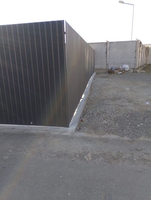 Garduri din sipca metalica, panou tip jaluzele, tabla, plasa si BCA