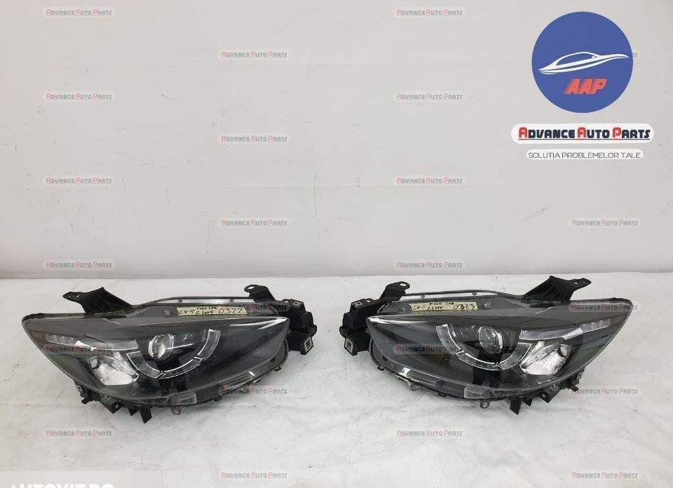 Far dreapta full led cu doua lupe, original in stare foarte buna Mazda