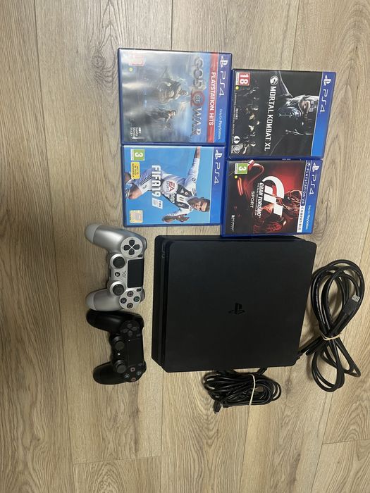 Playstation 4 slim 1TB