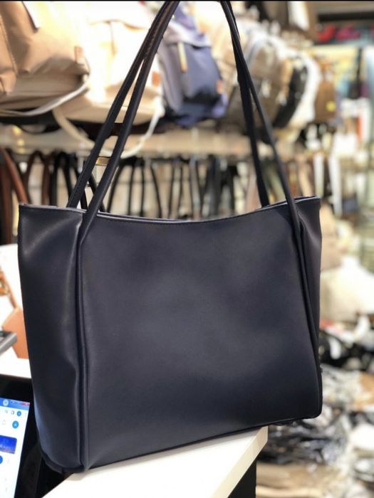 Класическа дамска чанта