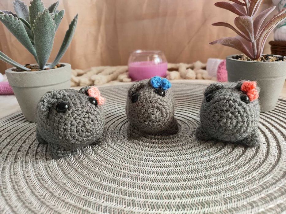 Sad Hamster Meme crosetat | Jucarii crosetate premium