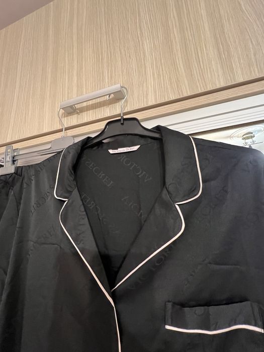 Pijama Victoria's Secret scurta masura L