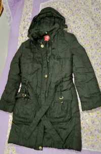Чёрная длинная курточка с большими кармашками
