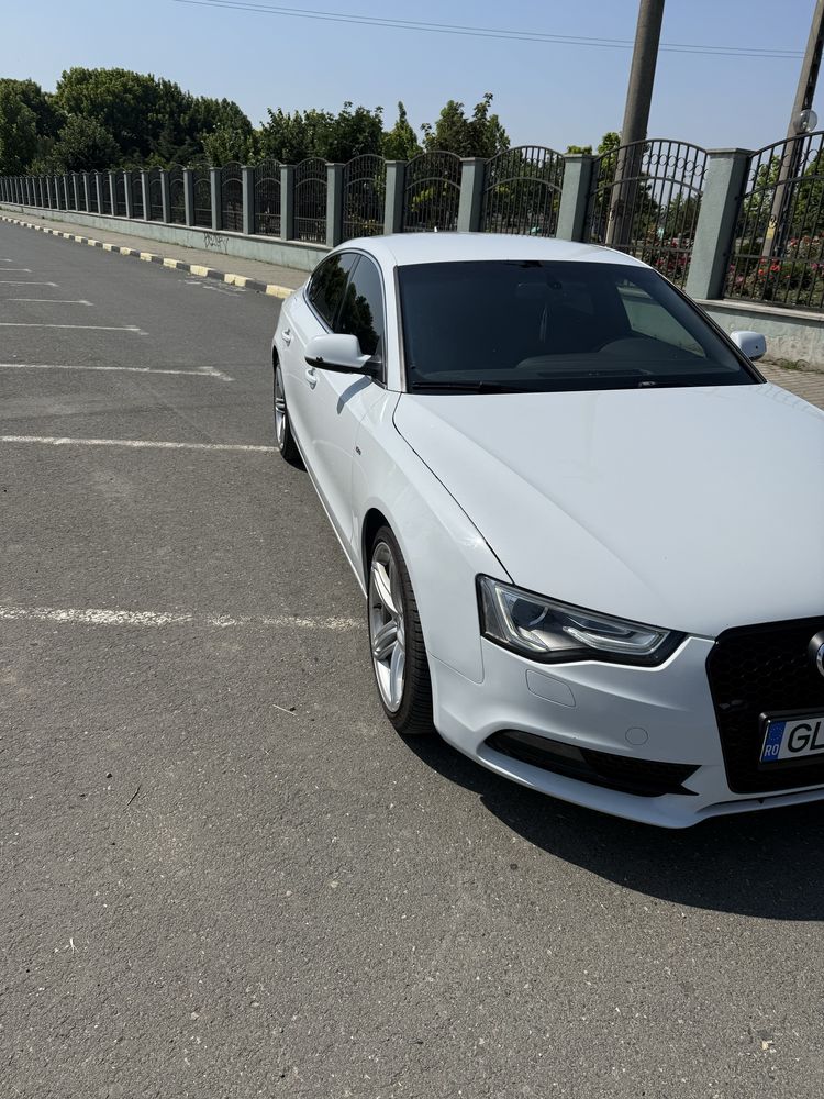 Vand Audi A5 an 2013