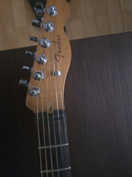 Fender Acoustasonic Player Telecaster – ca nouă, cu husă originală