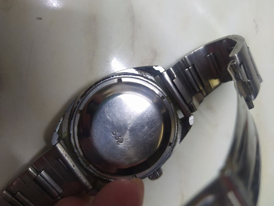 Советские наручные мужские и женские  часы