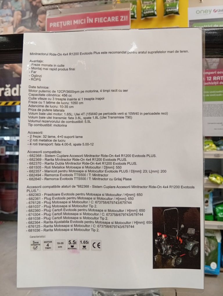 Tractoraș și remorca