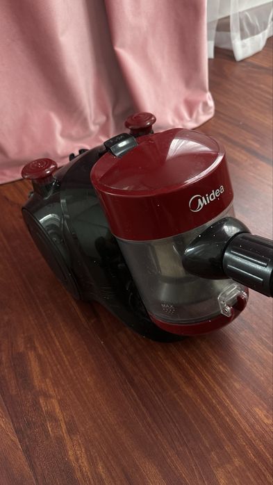 Пылесос на небольшую площадь Media