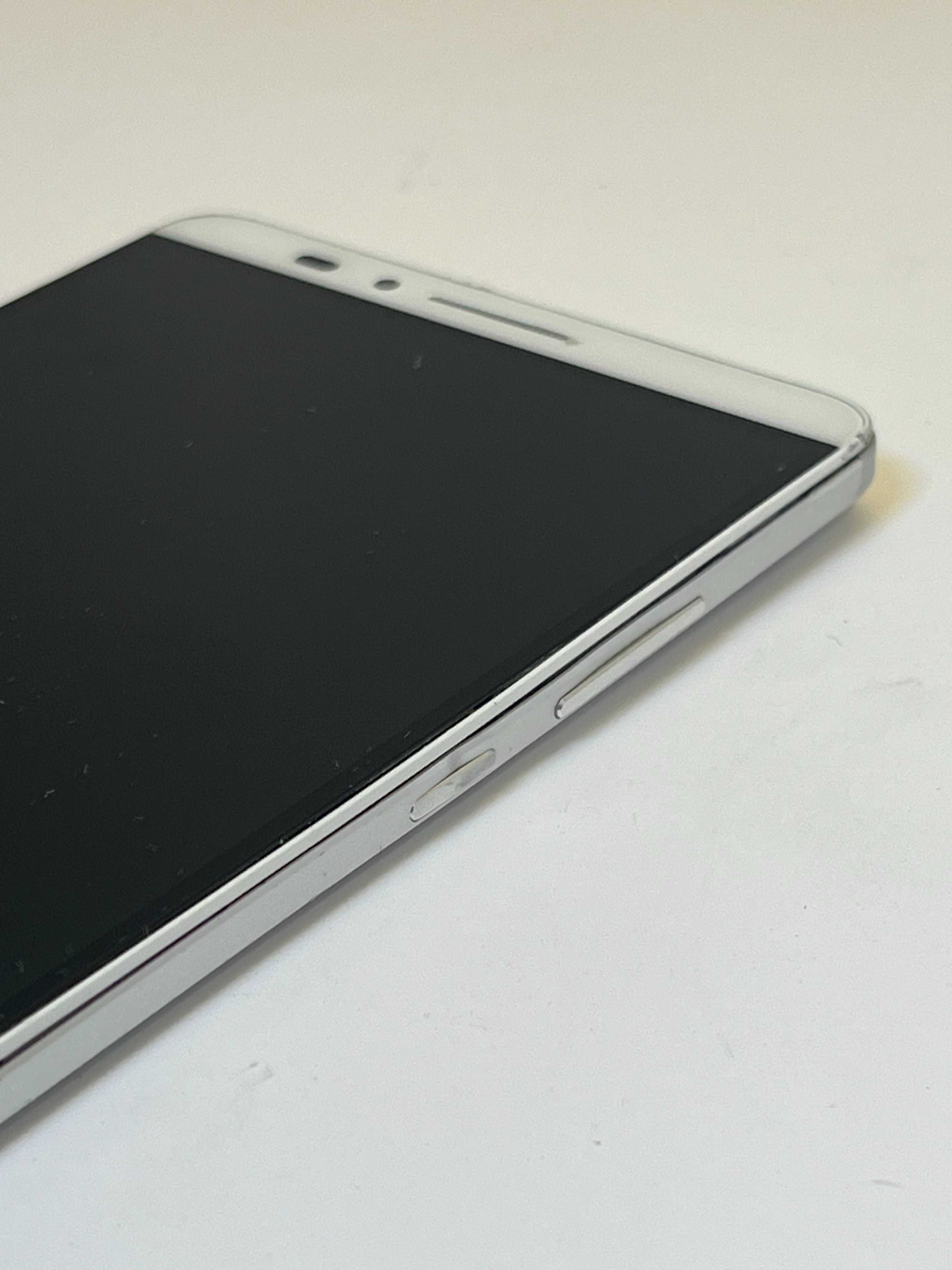 Huawei Ascend Mate7 – 32 GB – Бял