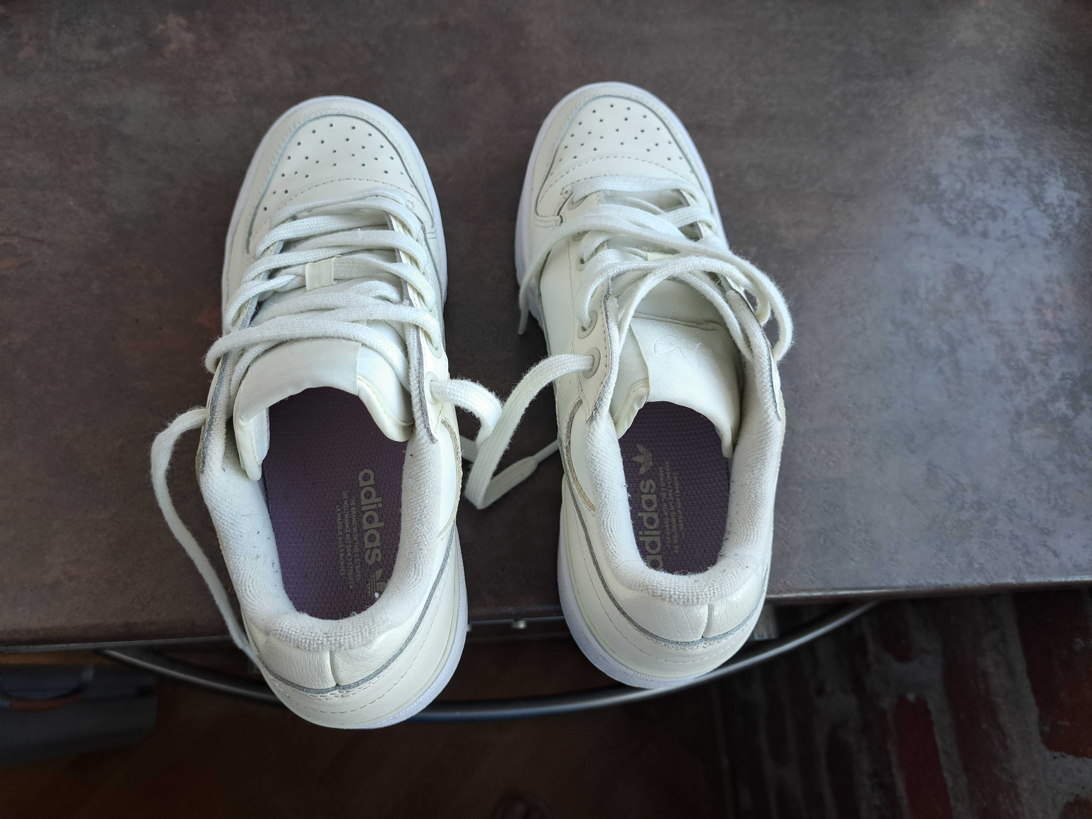 дамски маратонки,спортни обувки,кецове на платформа,Adidas37,5,сникърс
