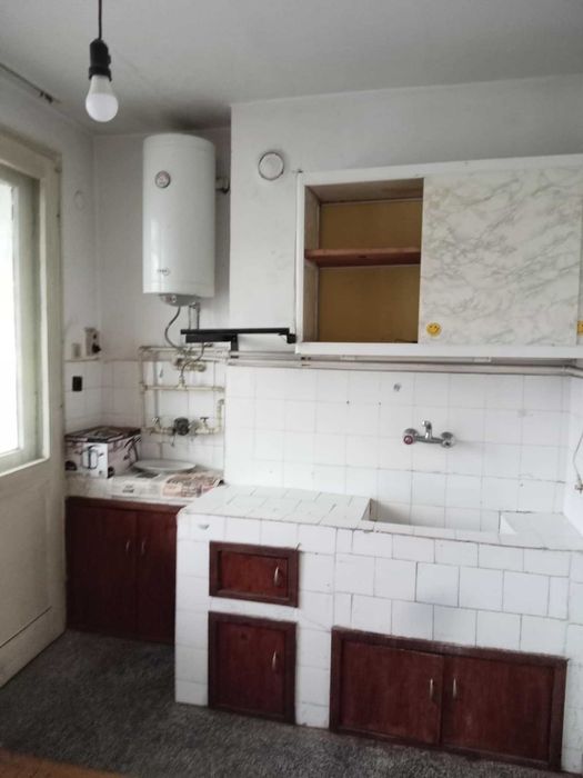 Продава се Двустаен апартамент в Велико Търново, Център - 42 кв.м за 1405 €/кв.м - Снимка #3