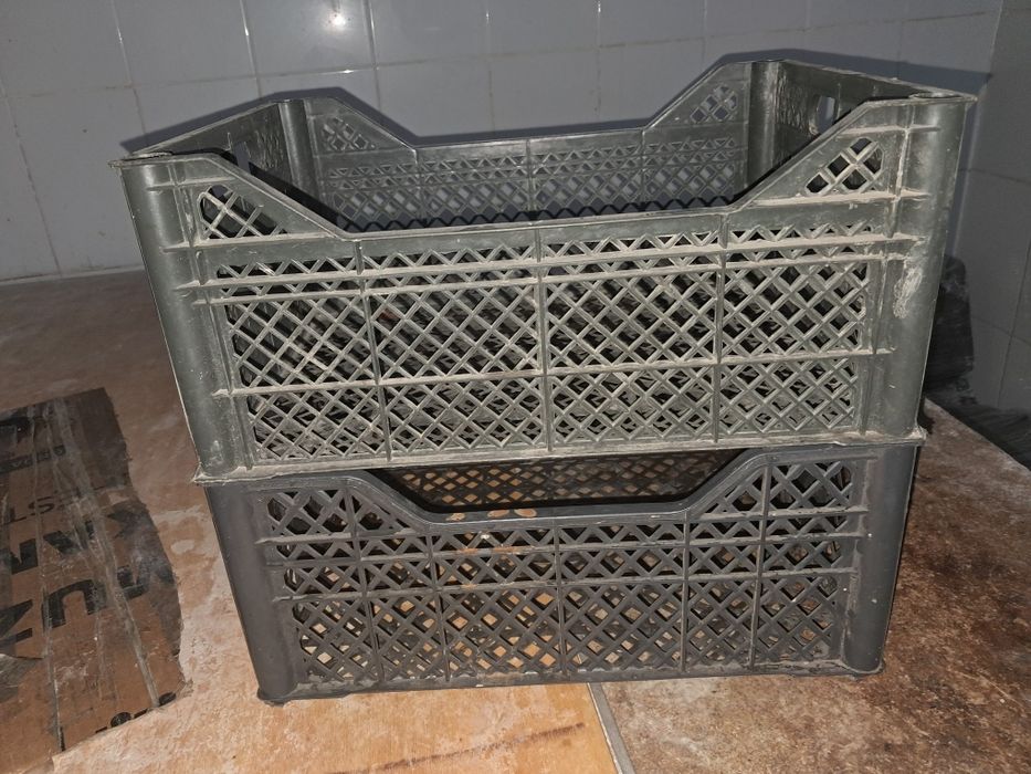 Яшик сотилади ишлатилган