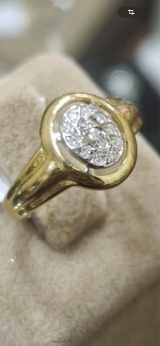 Diamant natural , cu certificat si verificat in laborator ca nou, 18 k