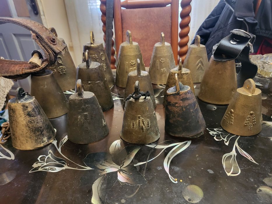 Продават се 29бр чанове