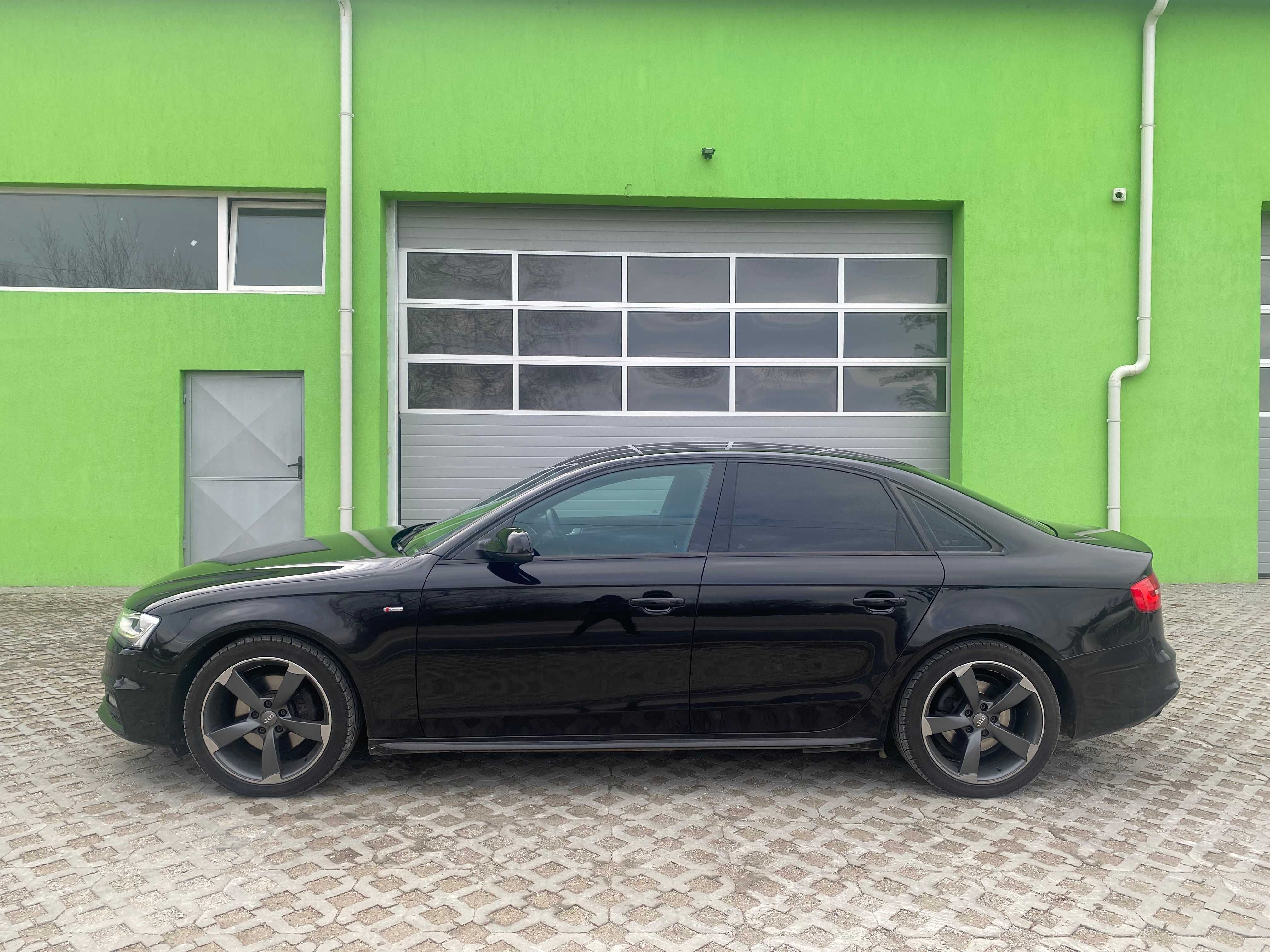 Audi A4 2.0TDI SLine