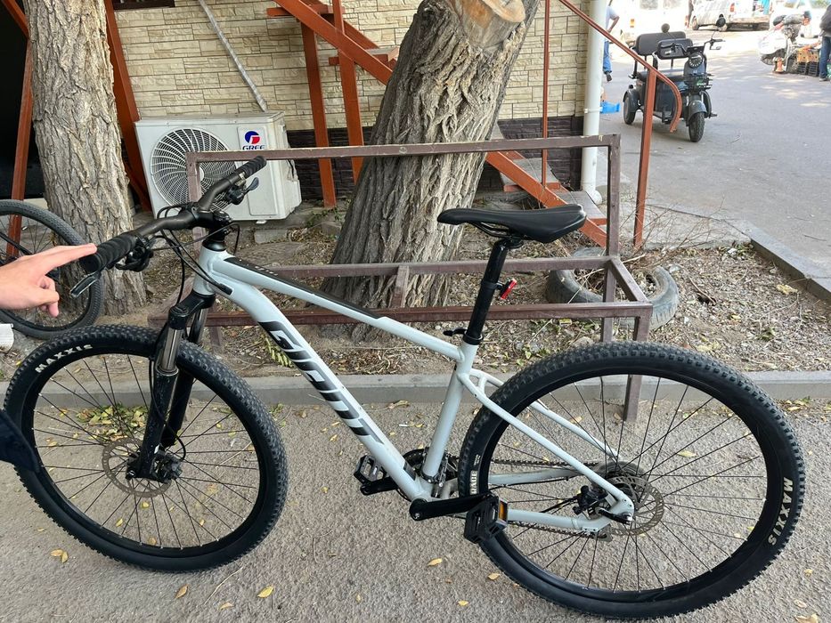 Продаётся Giant Talon 2, 2021 года