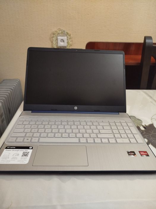 HP Noutbuk xolati yaxshi 8/256