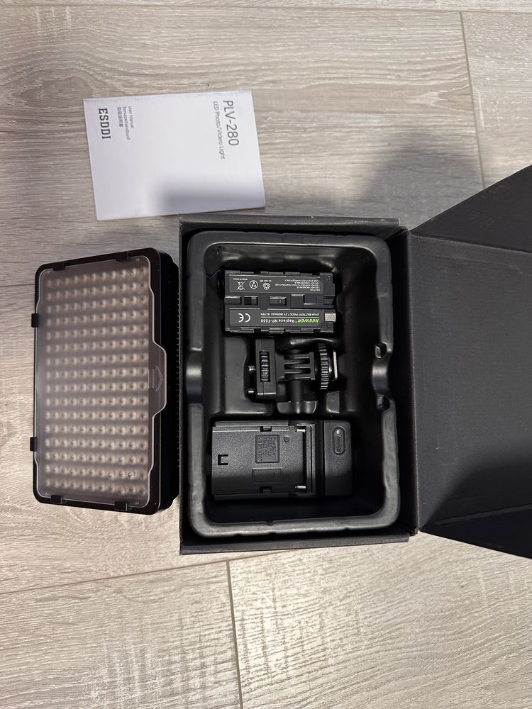 Lampa led Esddi PLV-280