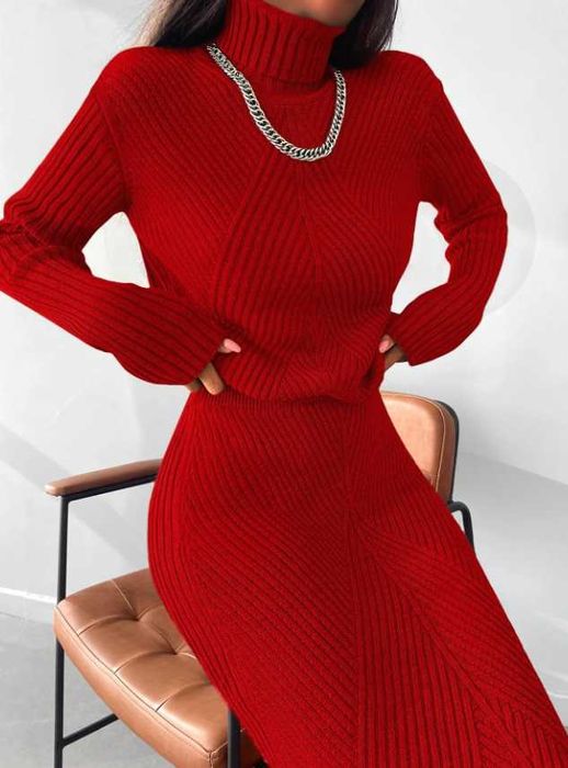 Compleu Pulover Dama Rosu Cu Bluza Si Fusta