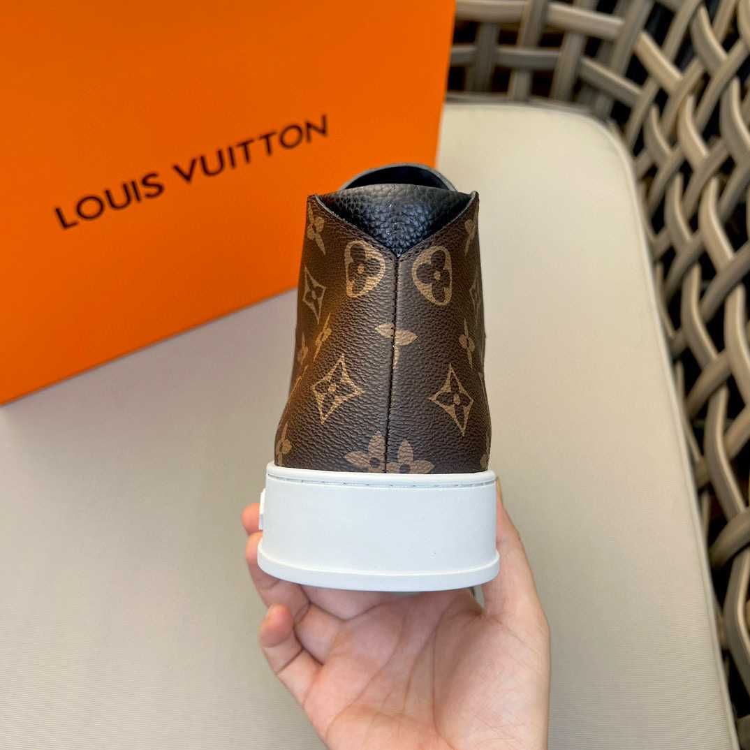 Adidasi Louis Vuitton Monogram High Tops - Premium