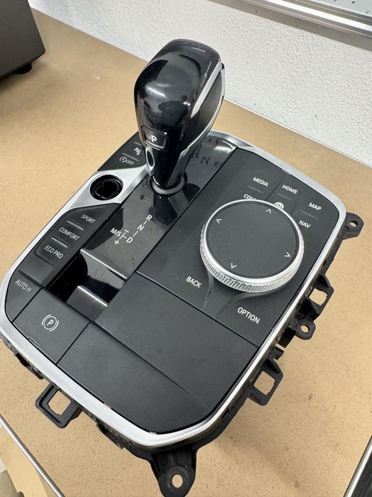 BMW G-серия модул и лост + iDrive контролер – G20/G21/G22/G23/G26/G42