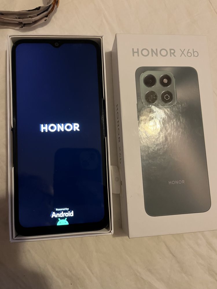 Продавам Honor x6b