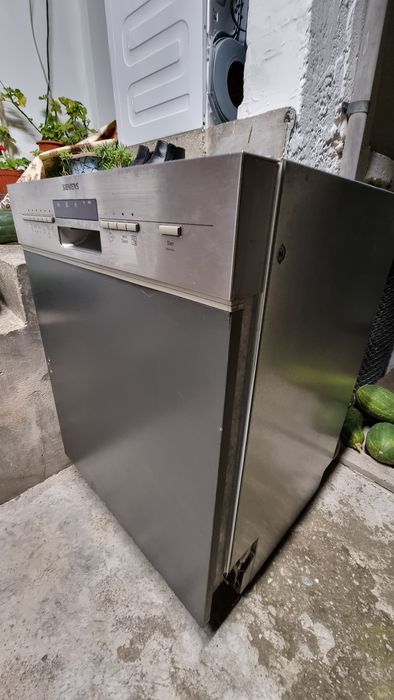 Съдомиялна Siemens