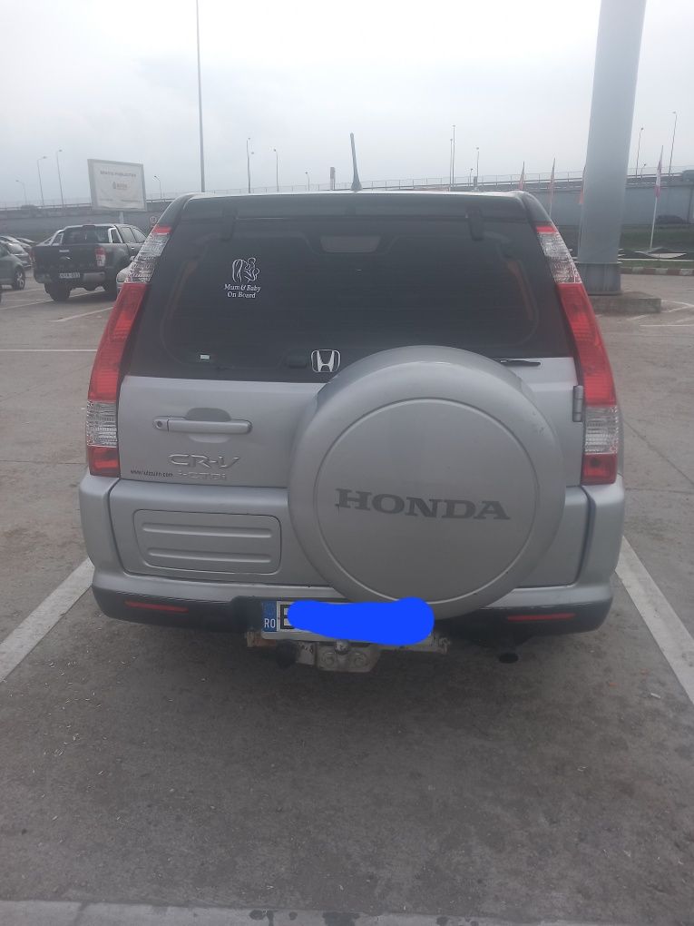 Vând sau schimb honda