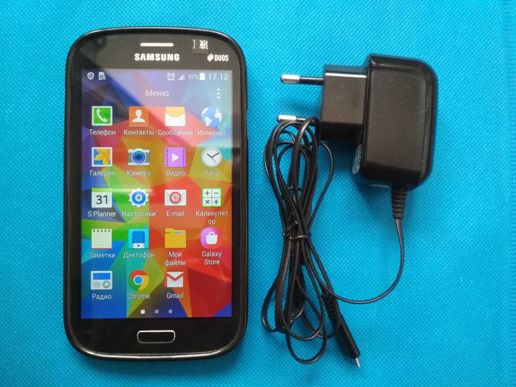 Смартфон Samsung Galaxy Grand Neo Plus GT-I9060I/DS