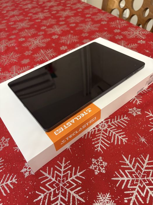 Чисто нов таблет