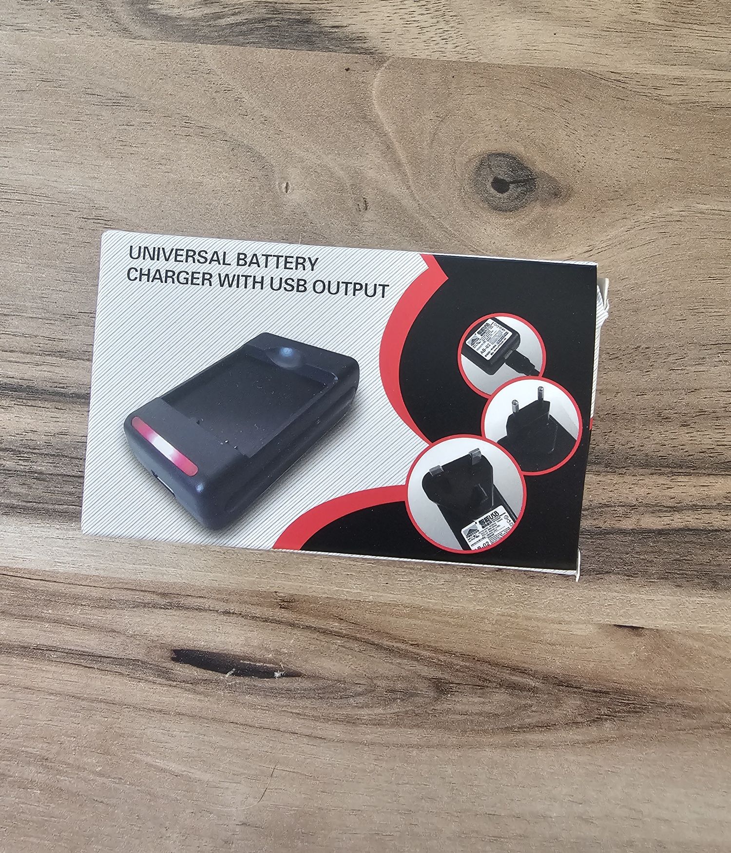 Универсално зарядно за батерии LCD SS-5 с дисплей и USB вход