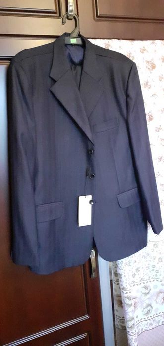 Мужской костюм новый