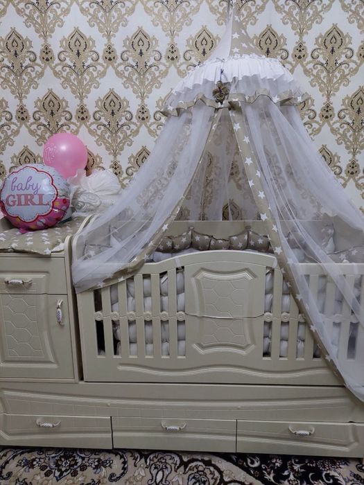 Болачалар каравочаси сотилади холати йанги