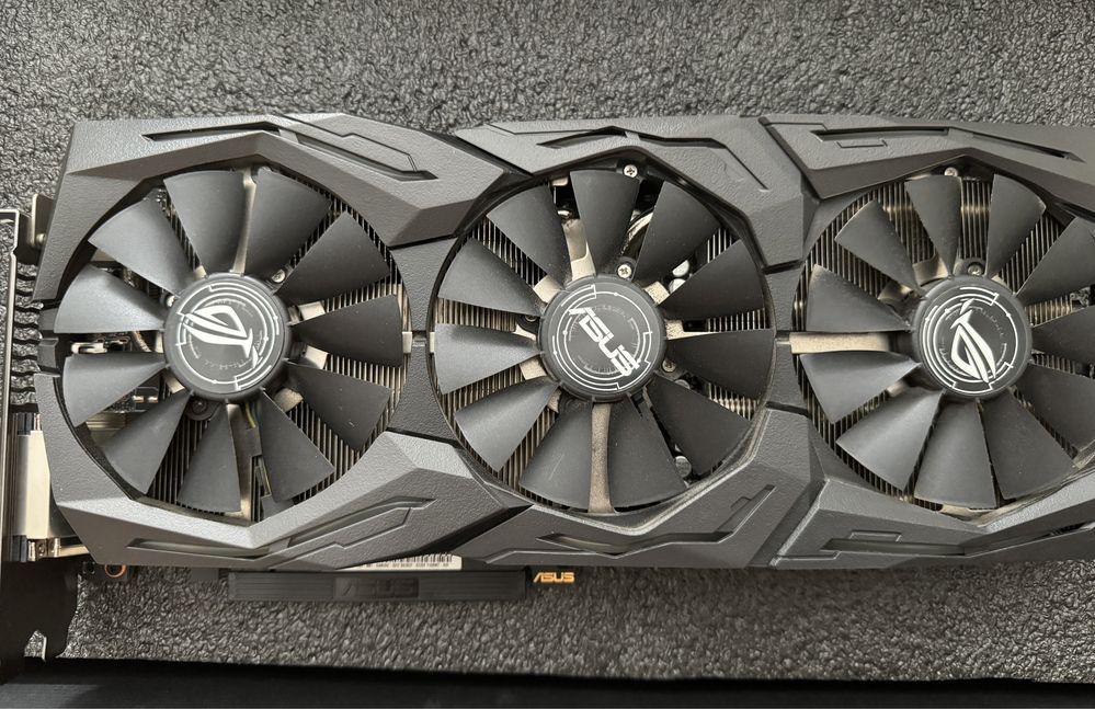 Видеокарта Asus STRIX GTX 1080, STRIX-GTX1080-8G-GAMING