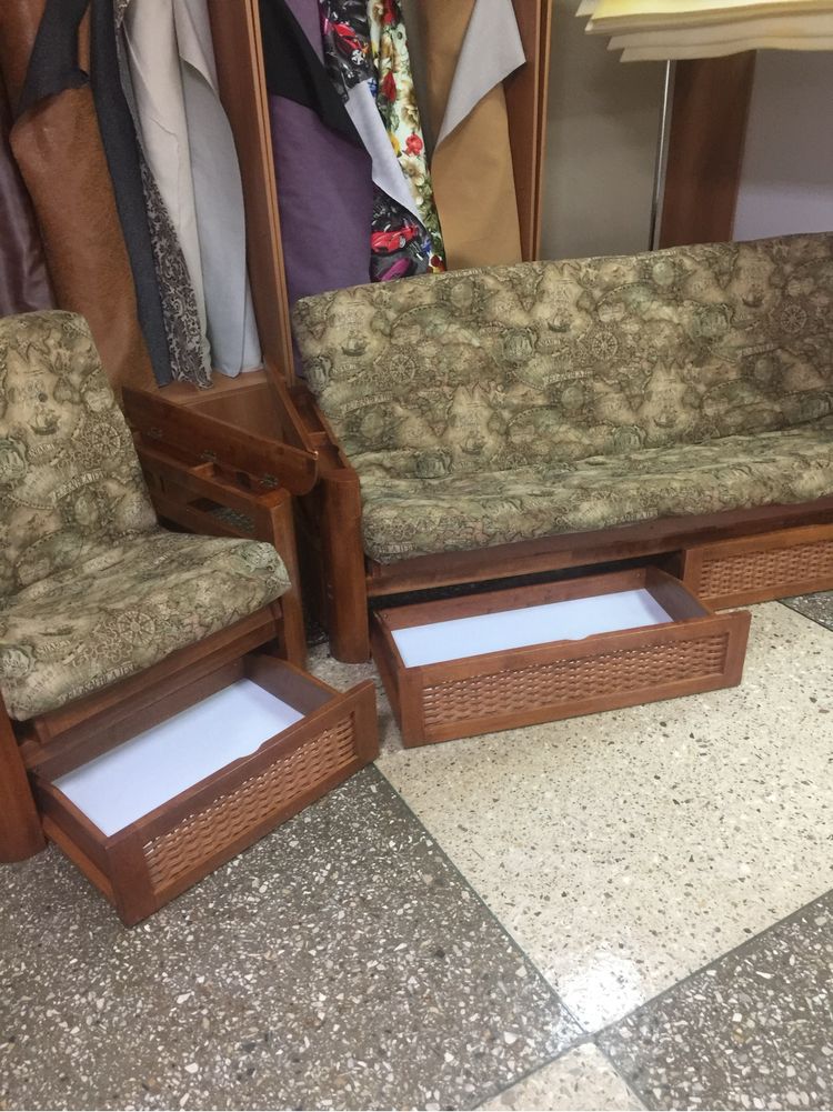 Продам диван и кресло