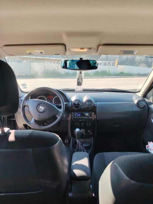 Дачия Дъстър бензин 1.6