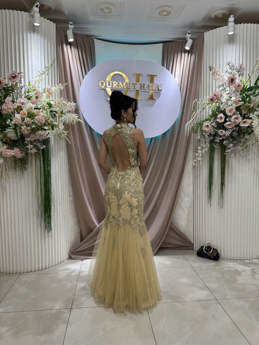 Продам вечернее платье