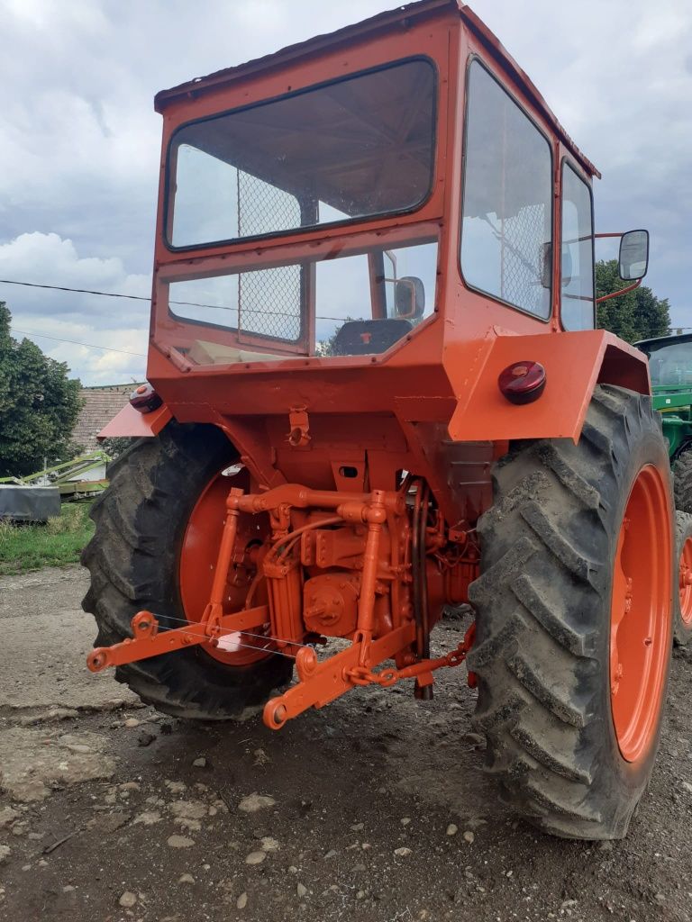 Tractor u650 de vânzare