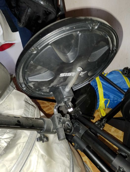 ЕЛ. Барабани Alesis Kit На части