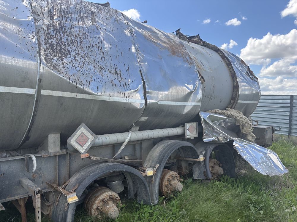 Продам полуприцеп на разбор