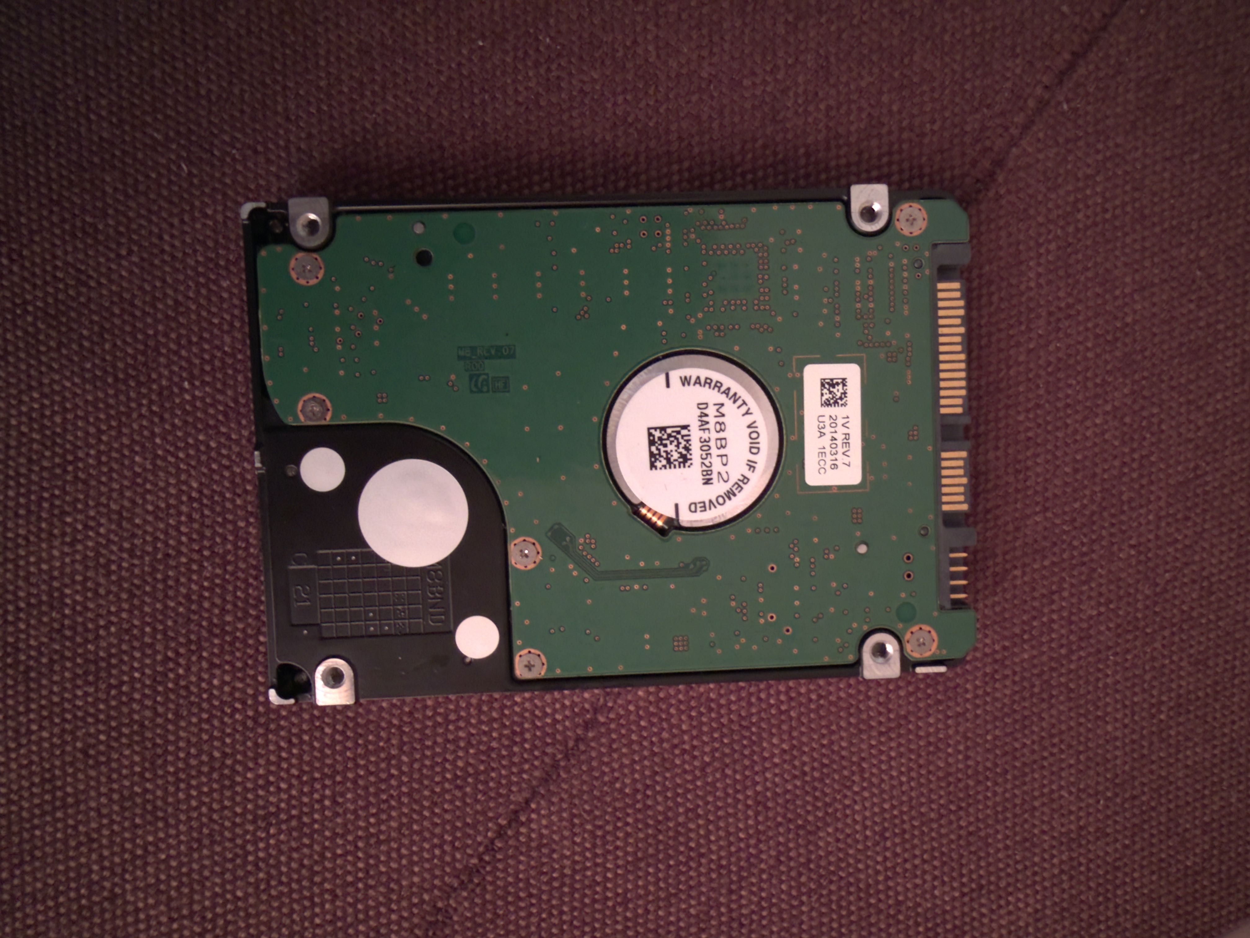 Seagate Samsung Spinpoint Momentus hard disk drive (HDD).