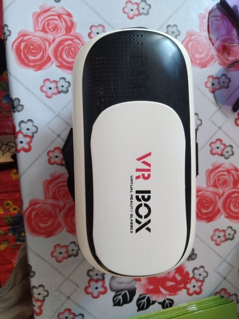 VR BOX ЗD очки для телефона