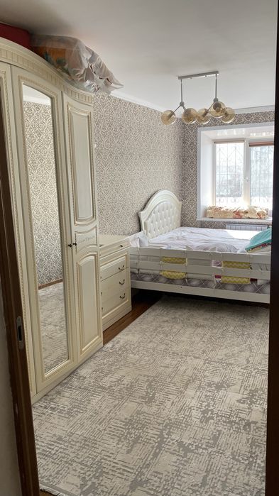 Продам спальни гарнитур
