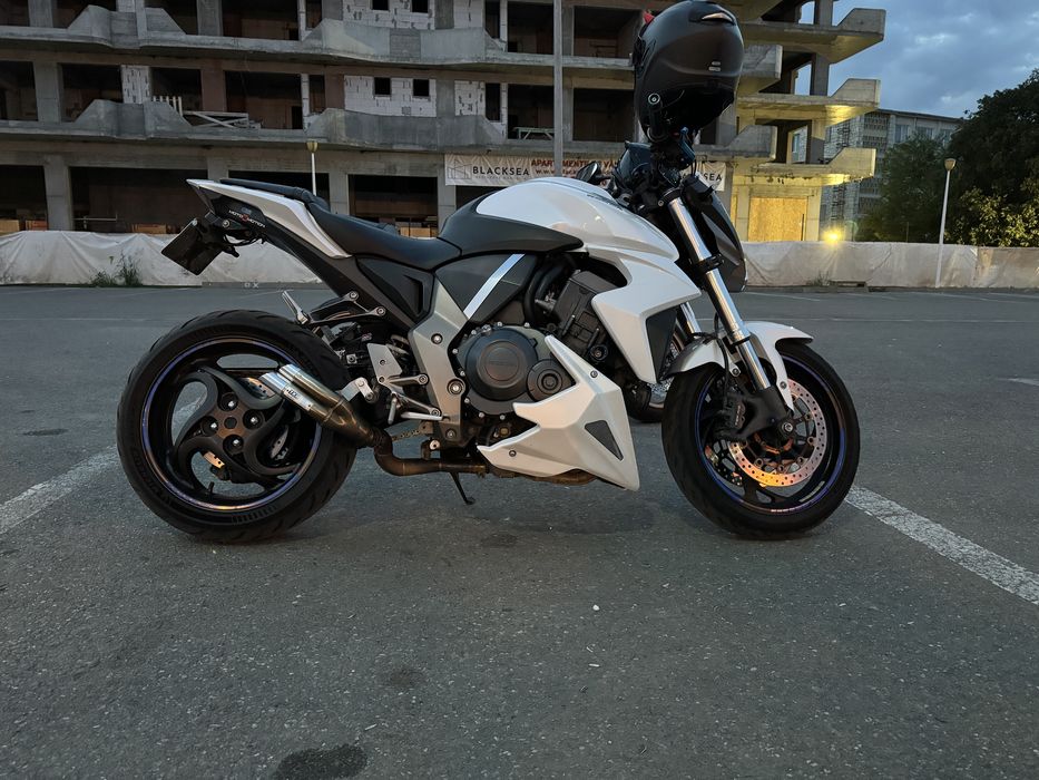 Vand Honda CB1000R