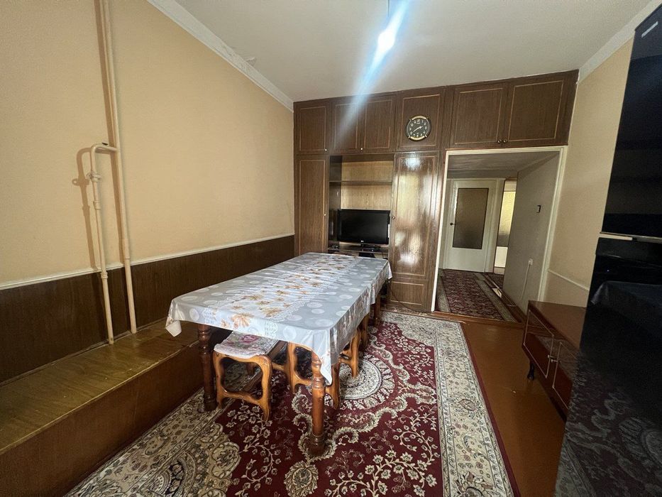 Yunusobod 14 kvartl 4 xonali kvartira Sotiladi 4/3/5 92m²