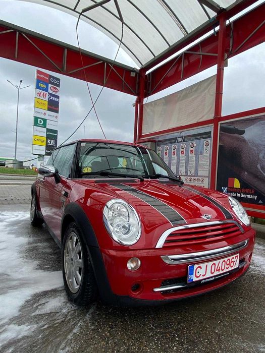 Vând Mini Cooper
