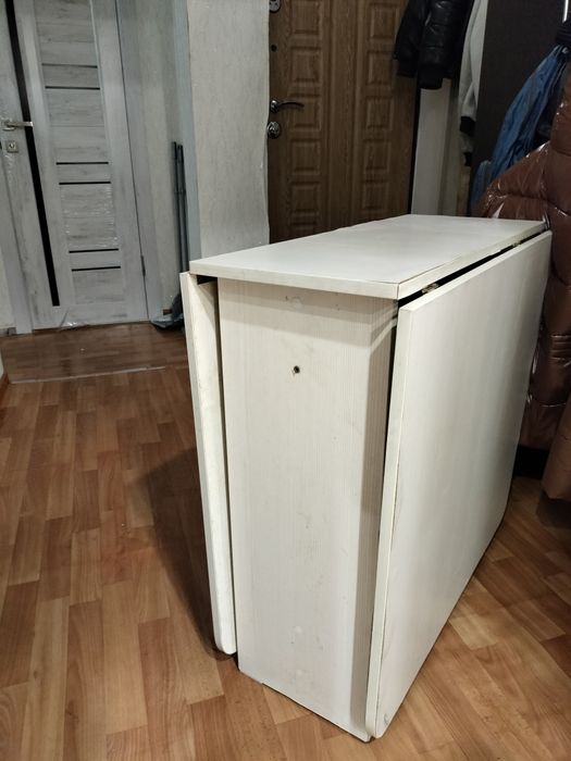 Продам Стол книжка