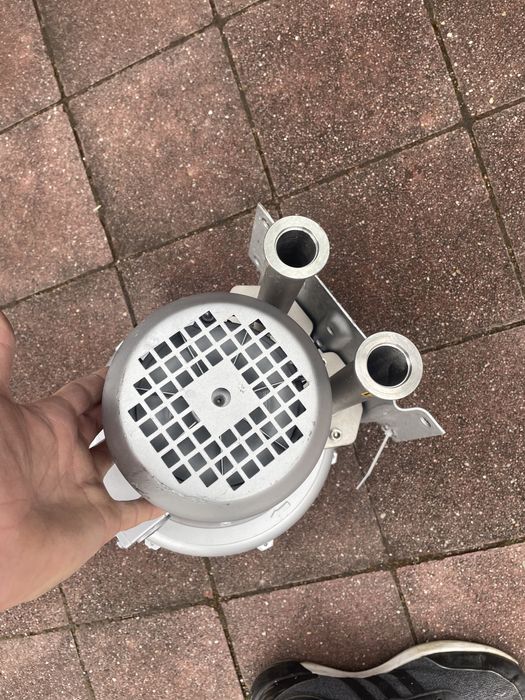 Motor suflanta lateral