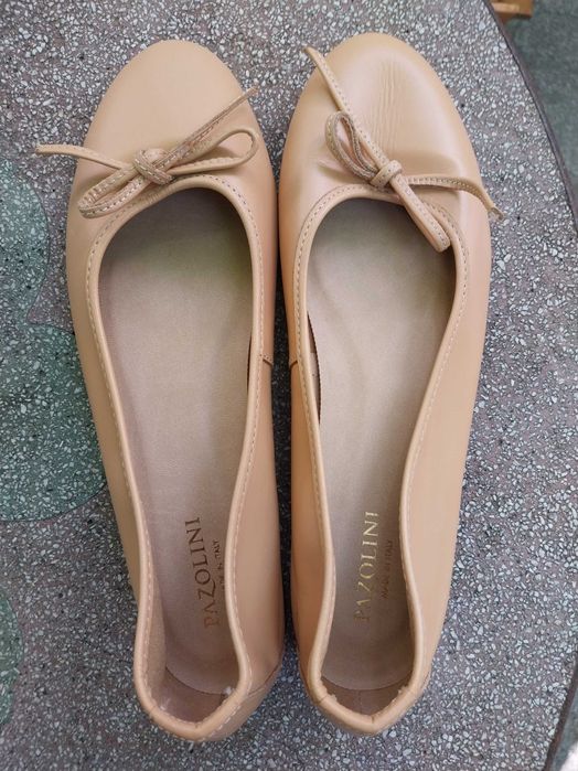 Нови ниски маркови обувки