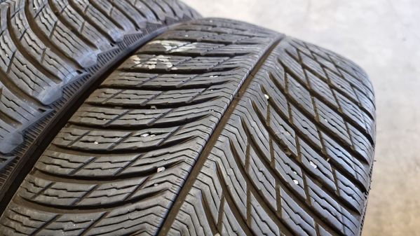 225/45/19 MICHELIN 4бр